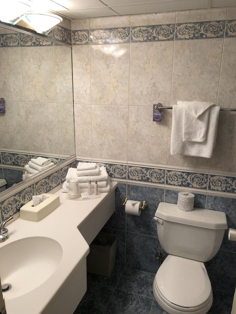 Travelodge By Wyndham Fallsview Hotel Niagara-Fälle