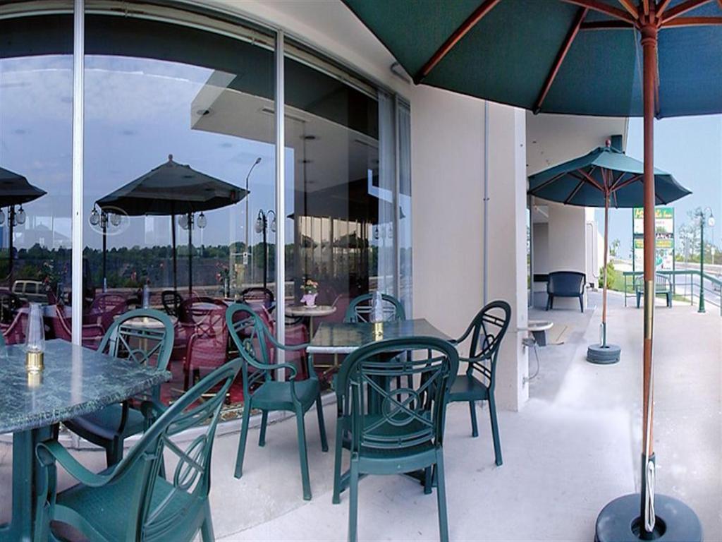 Travelodge By Wyndham Fallsview Hotel Niagara-Fälle