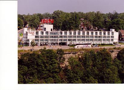 Travelodge By Wyndham Fallsview 3* Niagara-Fälle